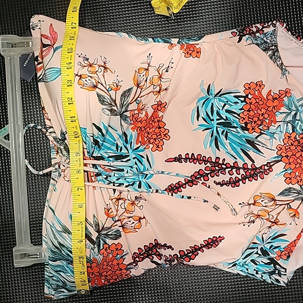 Tommy Hilfiger One-piece Floral Swimsuit - Picture 8 of 16